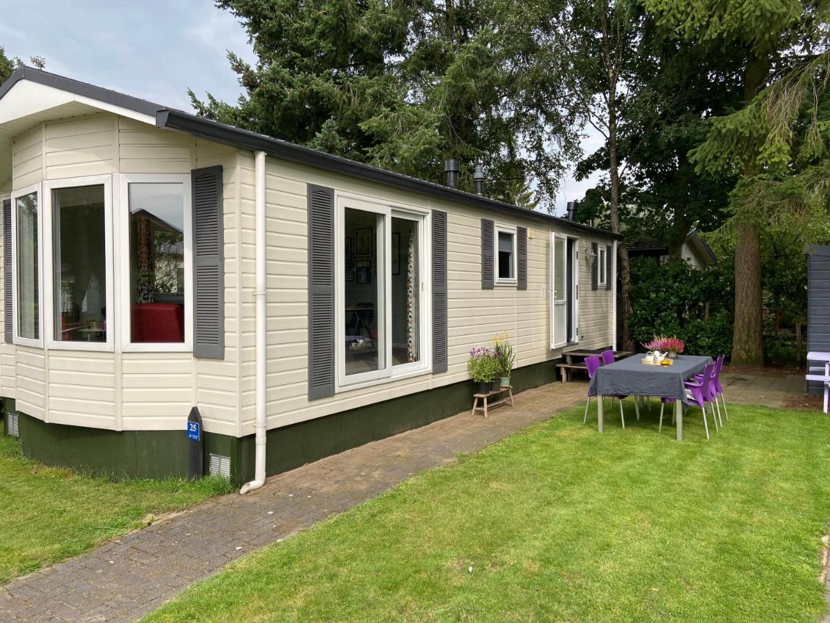 Ruim En Modern Chalet In De Veluwse Bossen Putten Dış mekan fotoğraf